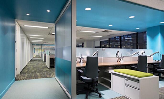 宏本辦公室裝修高效快速,讓人滿意